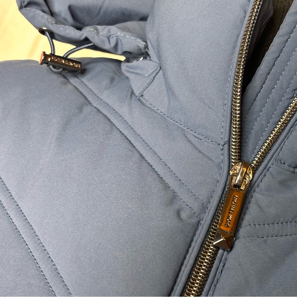 Michael Kors Packable Quilted Puffer Blue Jacket ✨ - Picture 5 of 8